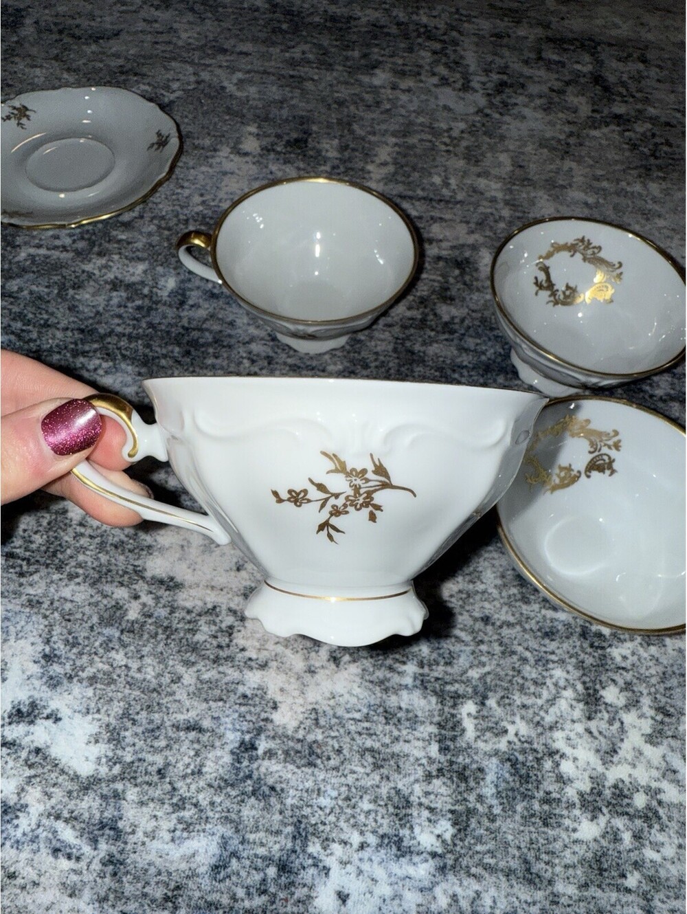 Vintage Bavaria Western Germany Tea Cups Saucers Set of 4 Gold Floral Porcelain
